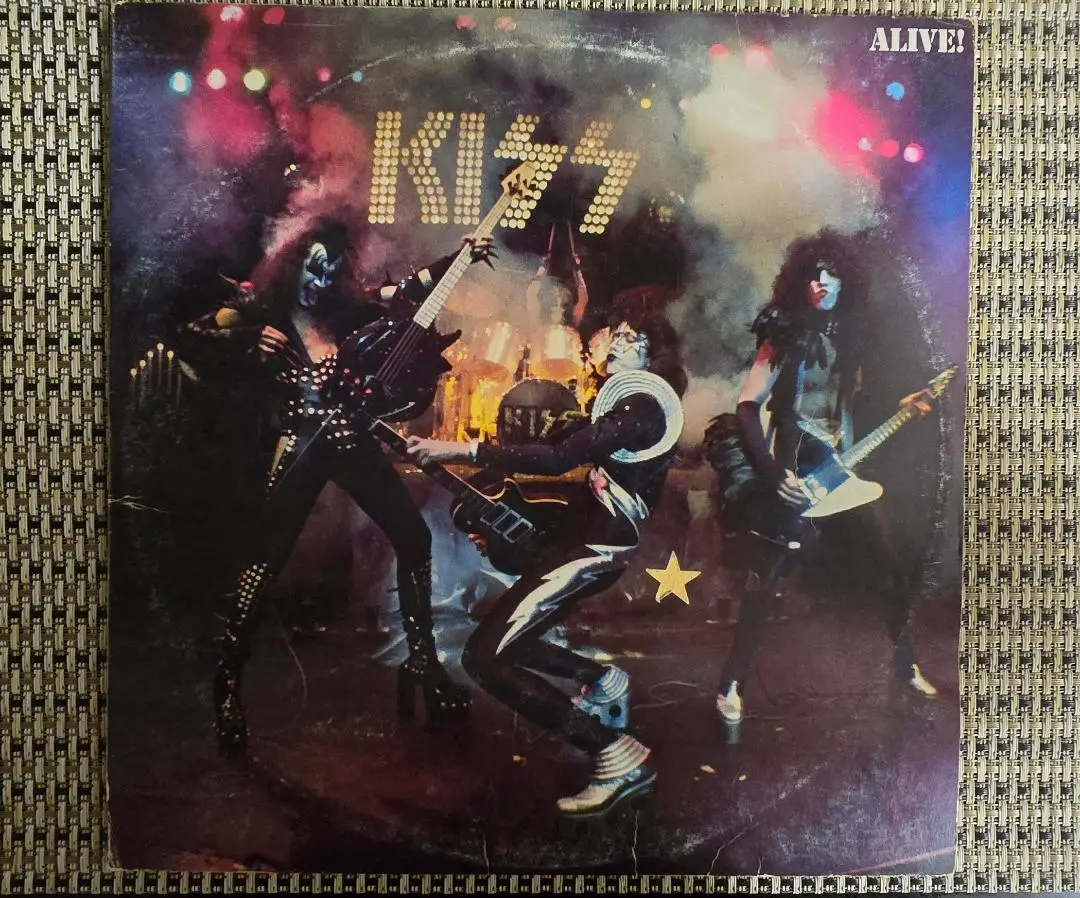 Pop-Art-KISS-Alive-Record-A Pop-Art-KISS-Alive-Record-A