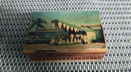 Vintage-Gatorland-Orlando-Florida-Cedar-Wood-Souvenir-Trinket-Jewelry-Box-A-Final