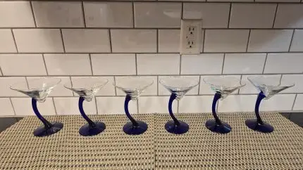 Libbey Bravura Set of 6 Vodka Cobalt Blue Curved Stem Martini Glasses A
